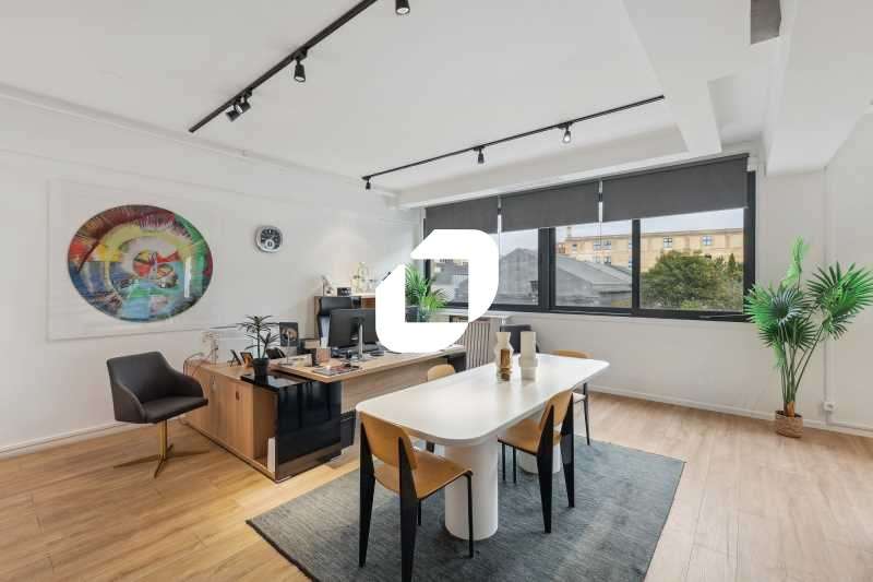 Vente Bureaux 115m² Paris