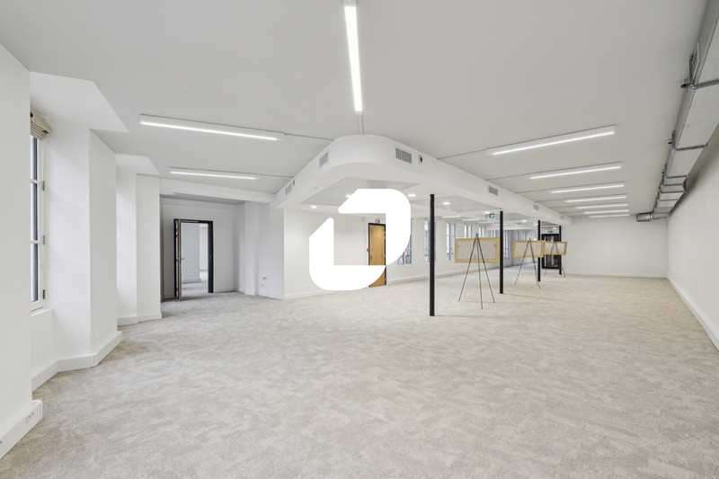 A louer Bureaux 840m² Paris
