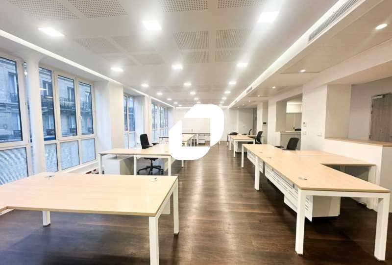 A louer Bureaux 215m² Paris