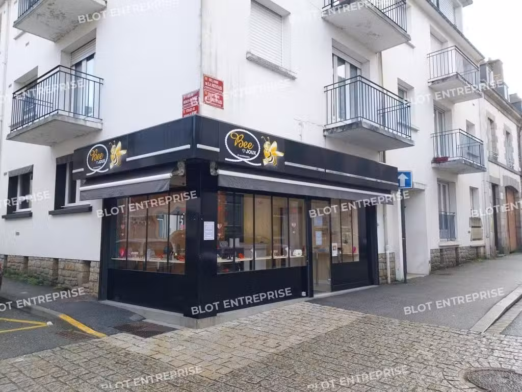 A louer local commercial 25m² à Pontivy centre 