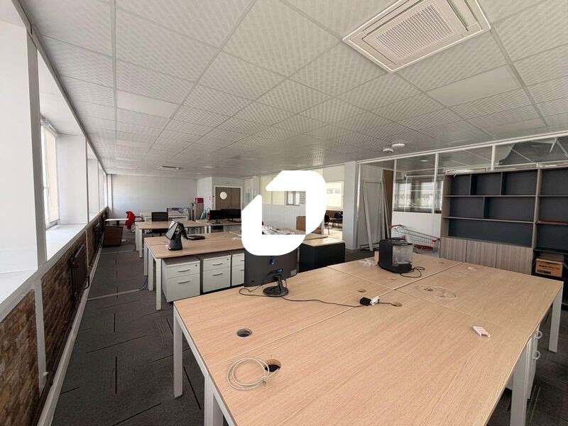 A louer Bureaux 625m² Thiais