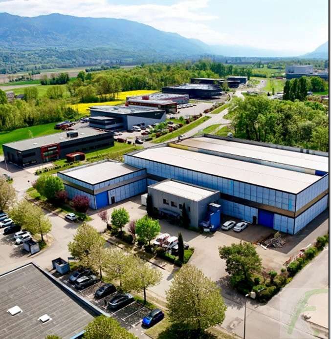 A louer ensemble industriel de 3200m² à Montmélian