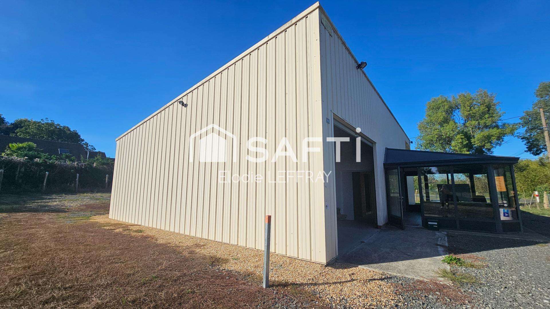 Opportunité rare local professionnel 196m² Le Lude