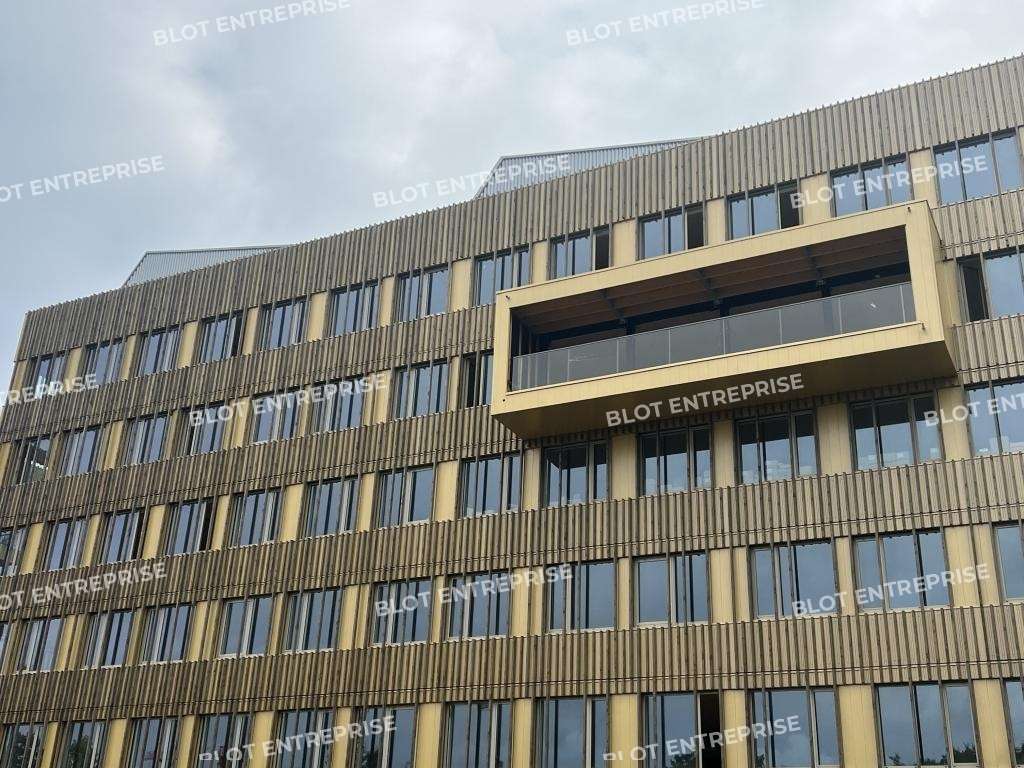 A vendre à louer bureaux neufs à Cesson-Sévigné