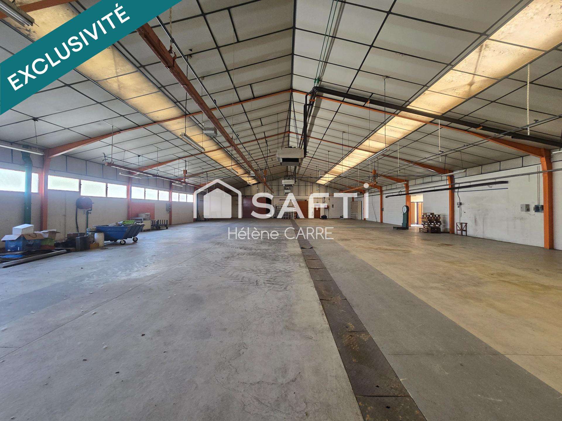 AV bâtiment industriel / commercial 1134m² Vierzon