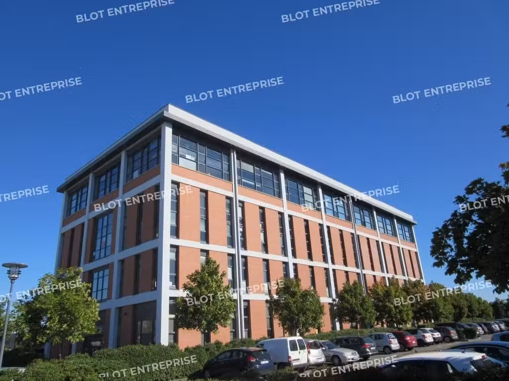 A vendre bureaux de 437m² au 1er étage à Rennes