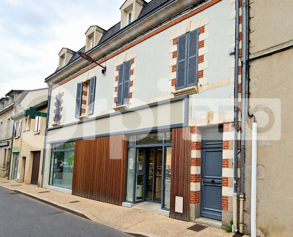 Immeuble à vendre à Boussac