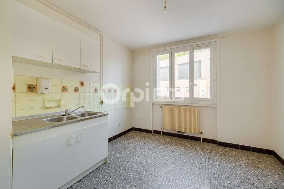 Local professionnel à vendre 36.60m² Lyon 7ème 