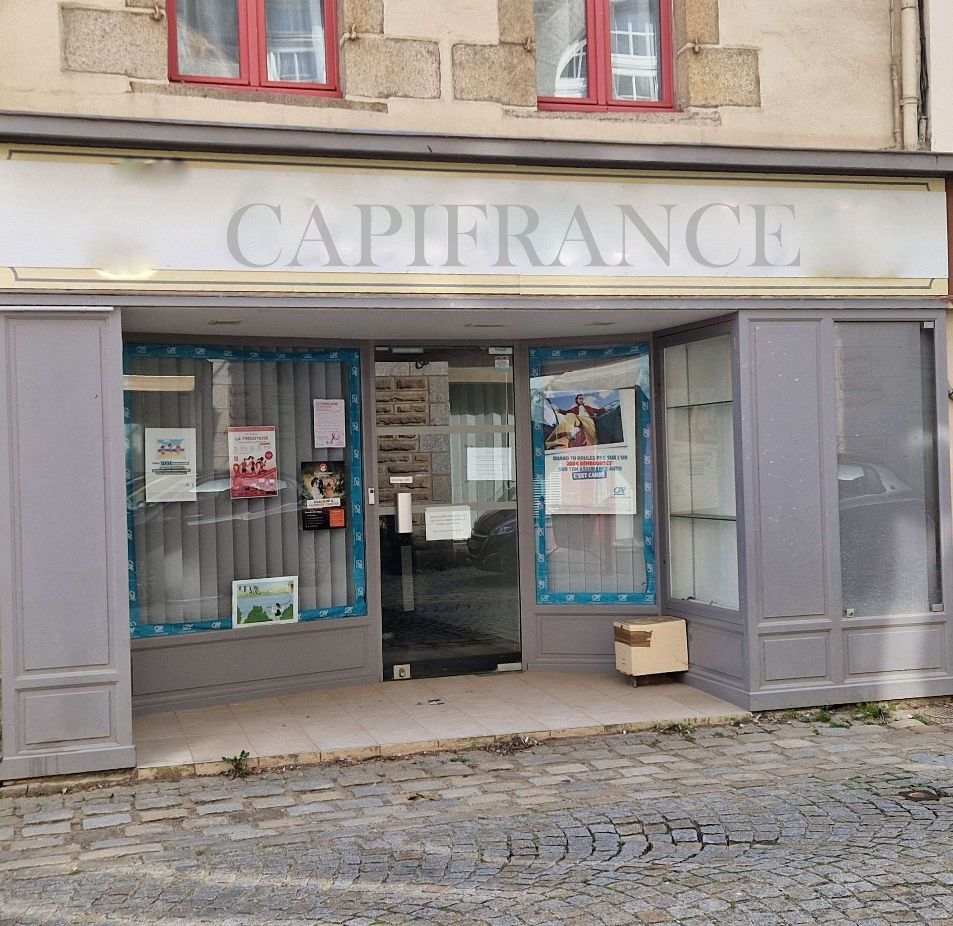 Local commercial 120m² à vendre à Pontrieux centre