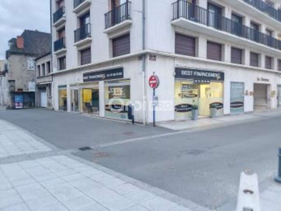 Local commercial 100m² à louer à Montluçon centre