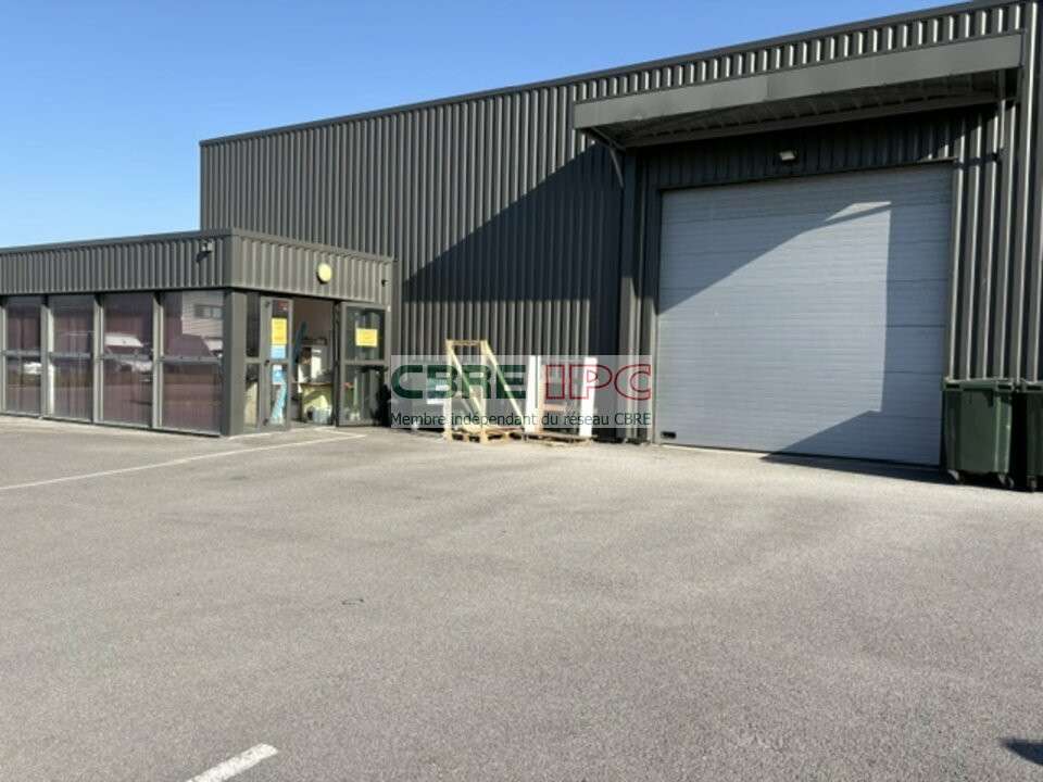 Loue local d'activité 306m² à St Geours de Maremne