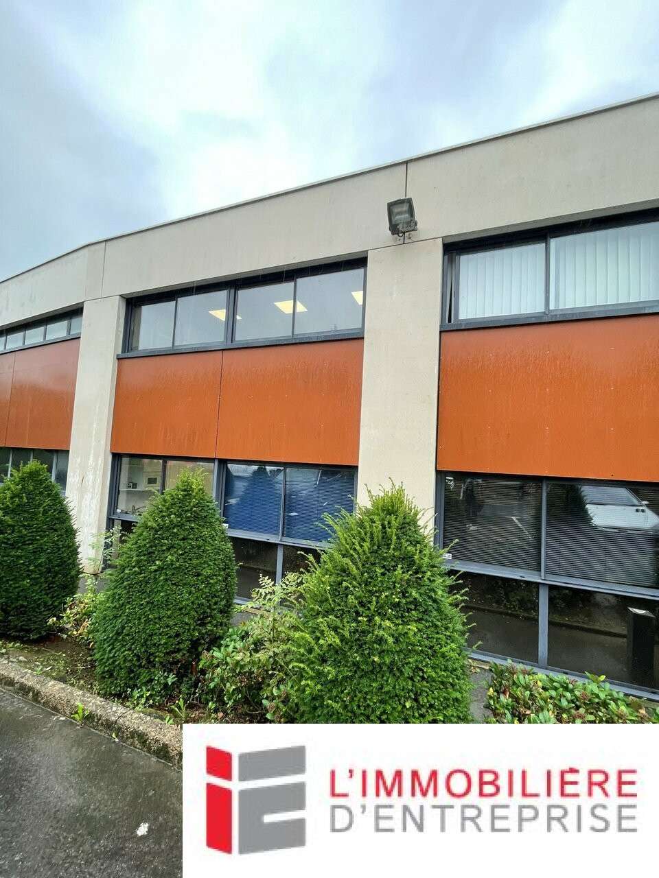 A louer bureaux de 107m² en RDC à Vannes Est