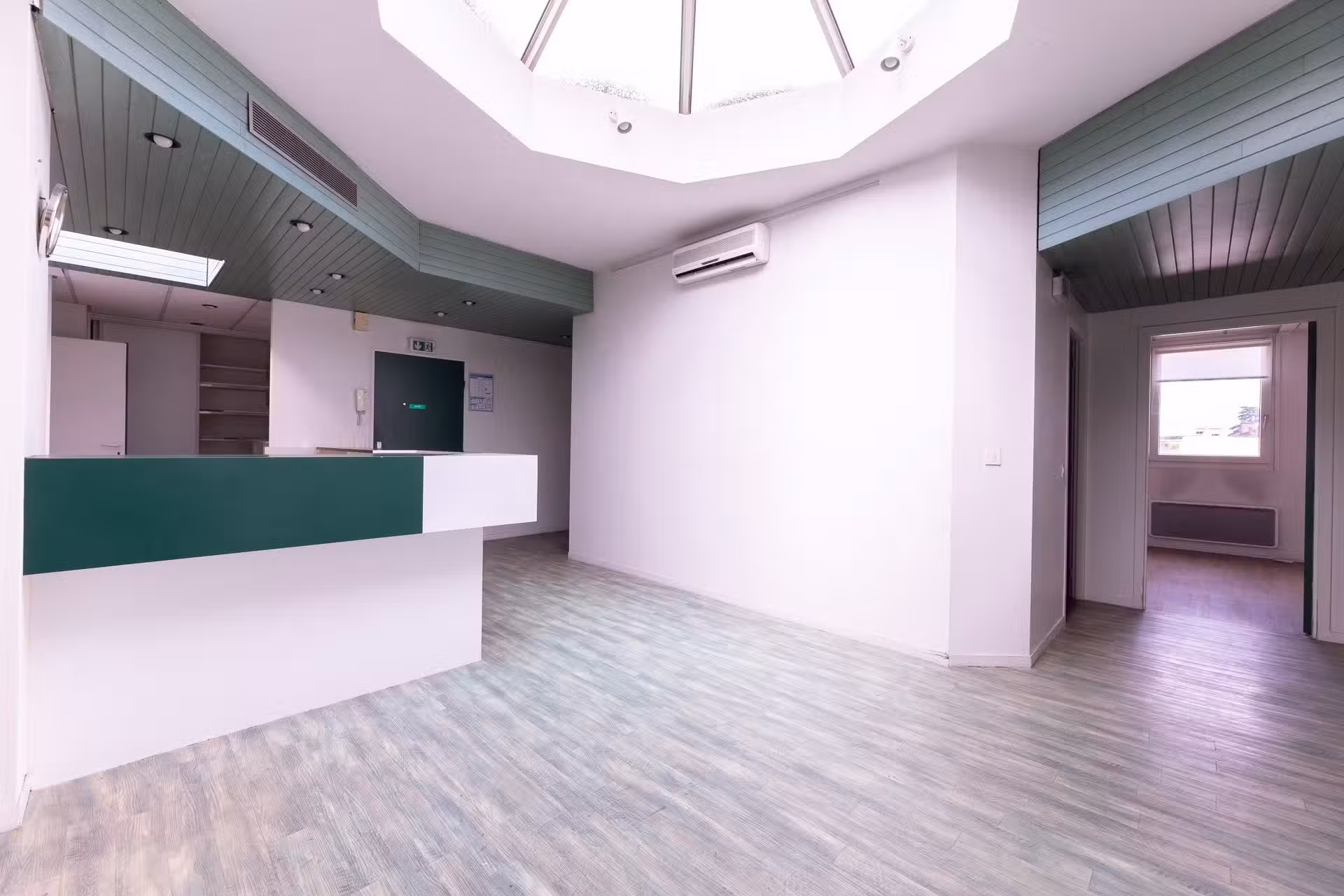 À vendre bureaux 235m² R+4 Place de Verdun à Pau