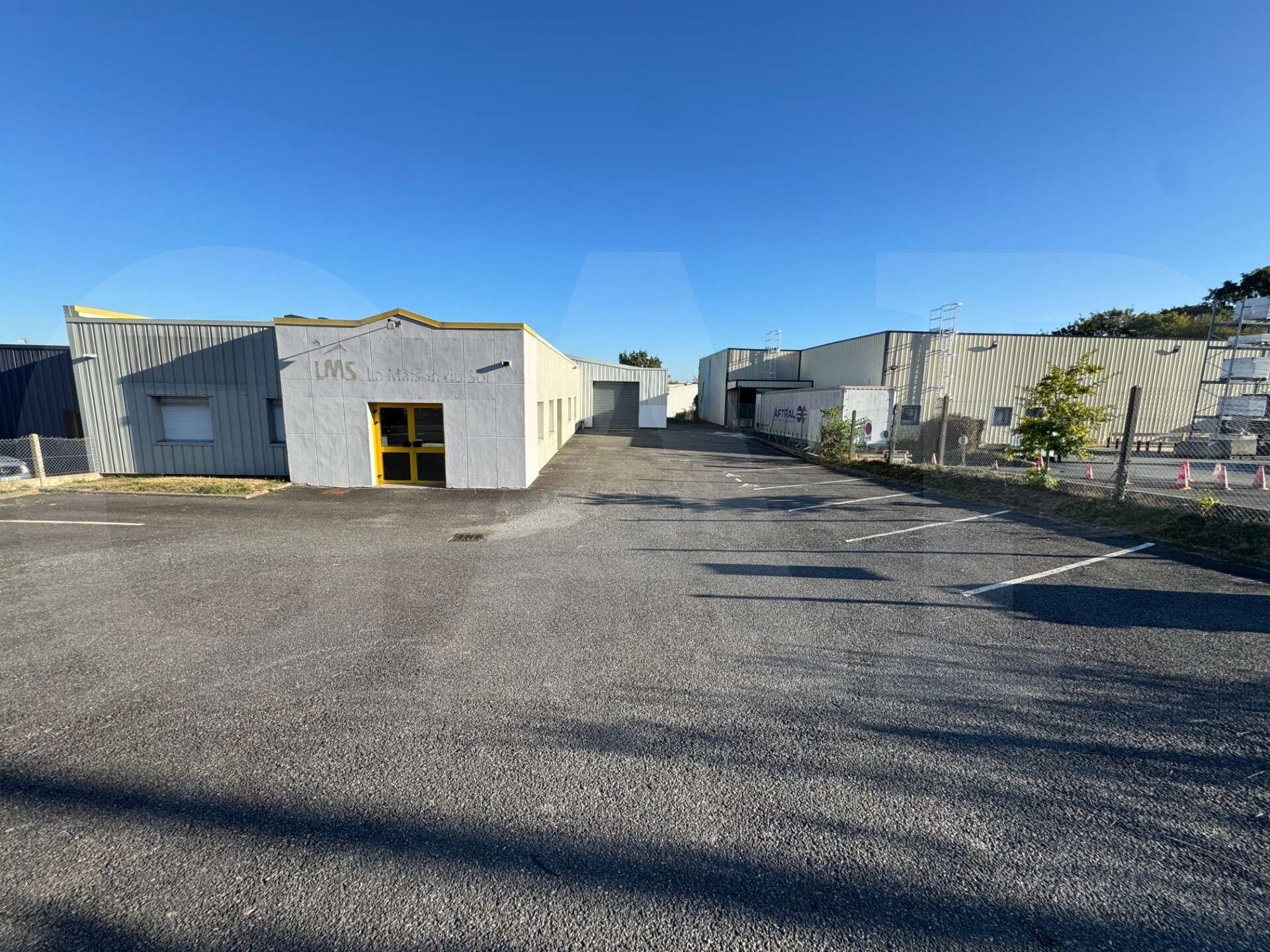 A louer local d'activité 494m² Écopôle Sud-Est   