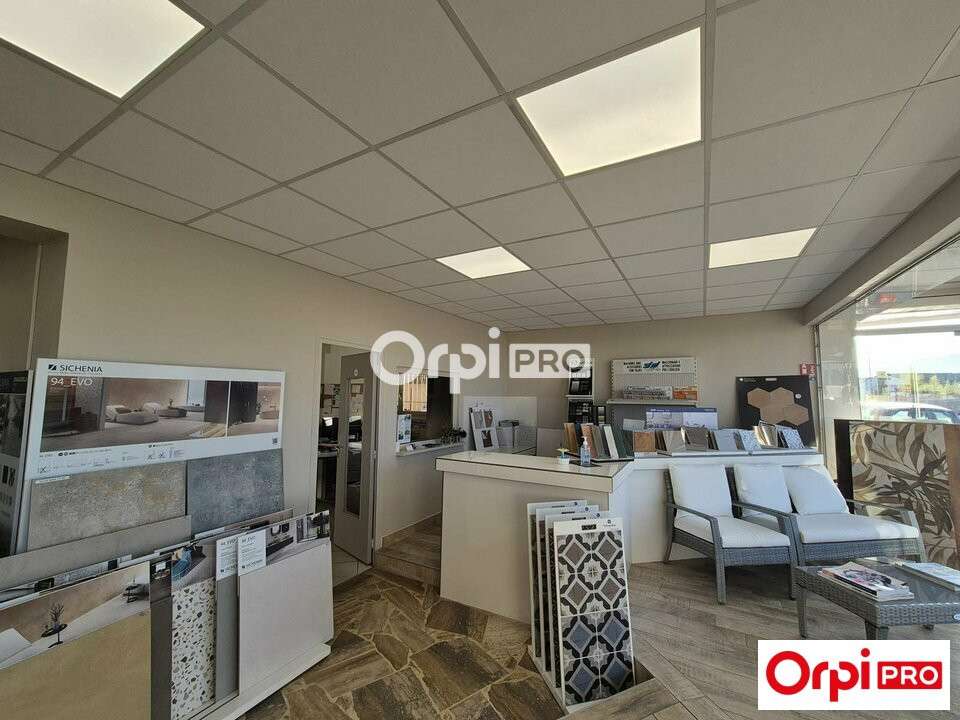 Local d'activité de 1363m² à vendre à Romans/Isère