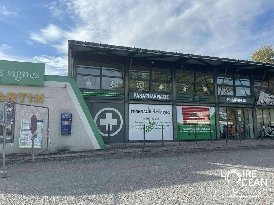 A louer local commercial 270m² à Pont-Saint-Martin