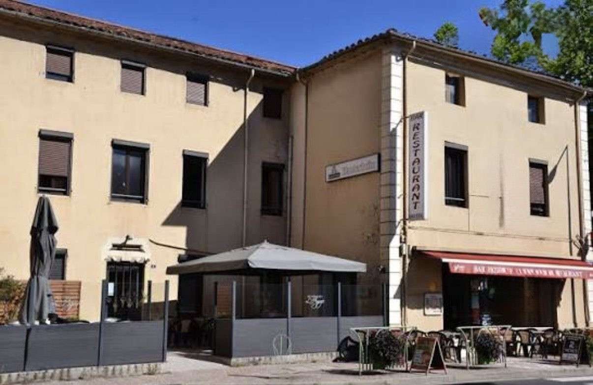 Vente murs et fonds hôtel bar restaurant Hérault