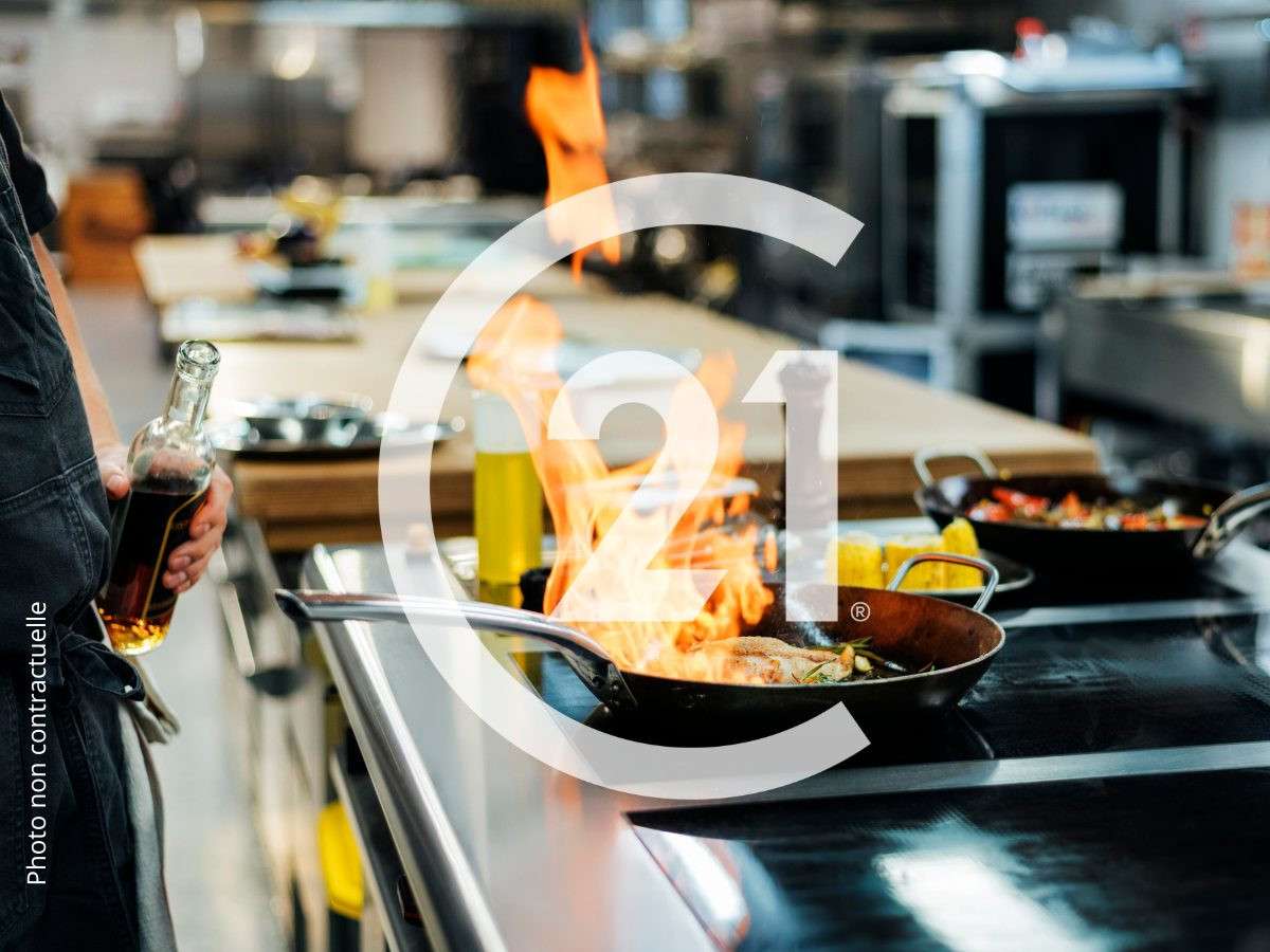 Vente FDC restaurant de caractère en centre Nîmes