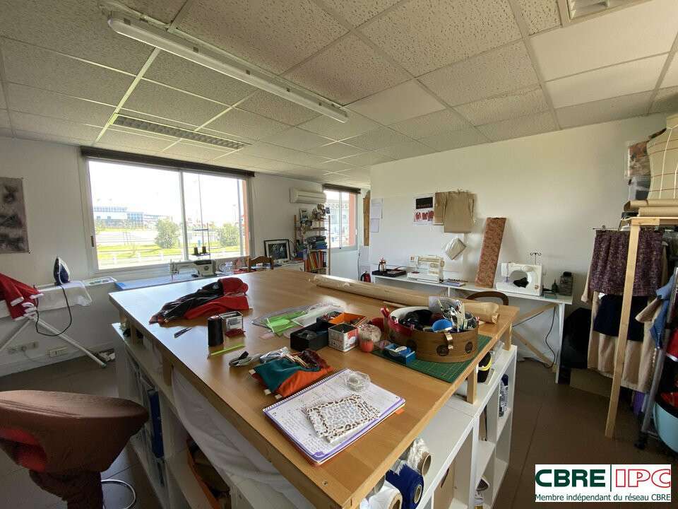 Location bureau 28m² R+1 très lumineux à Biarritz