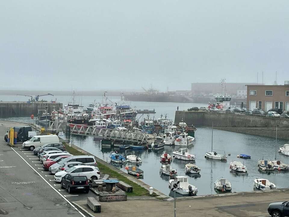 Bureaux 110m² à louer à Brest port emplacement N°1