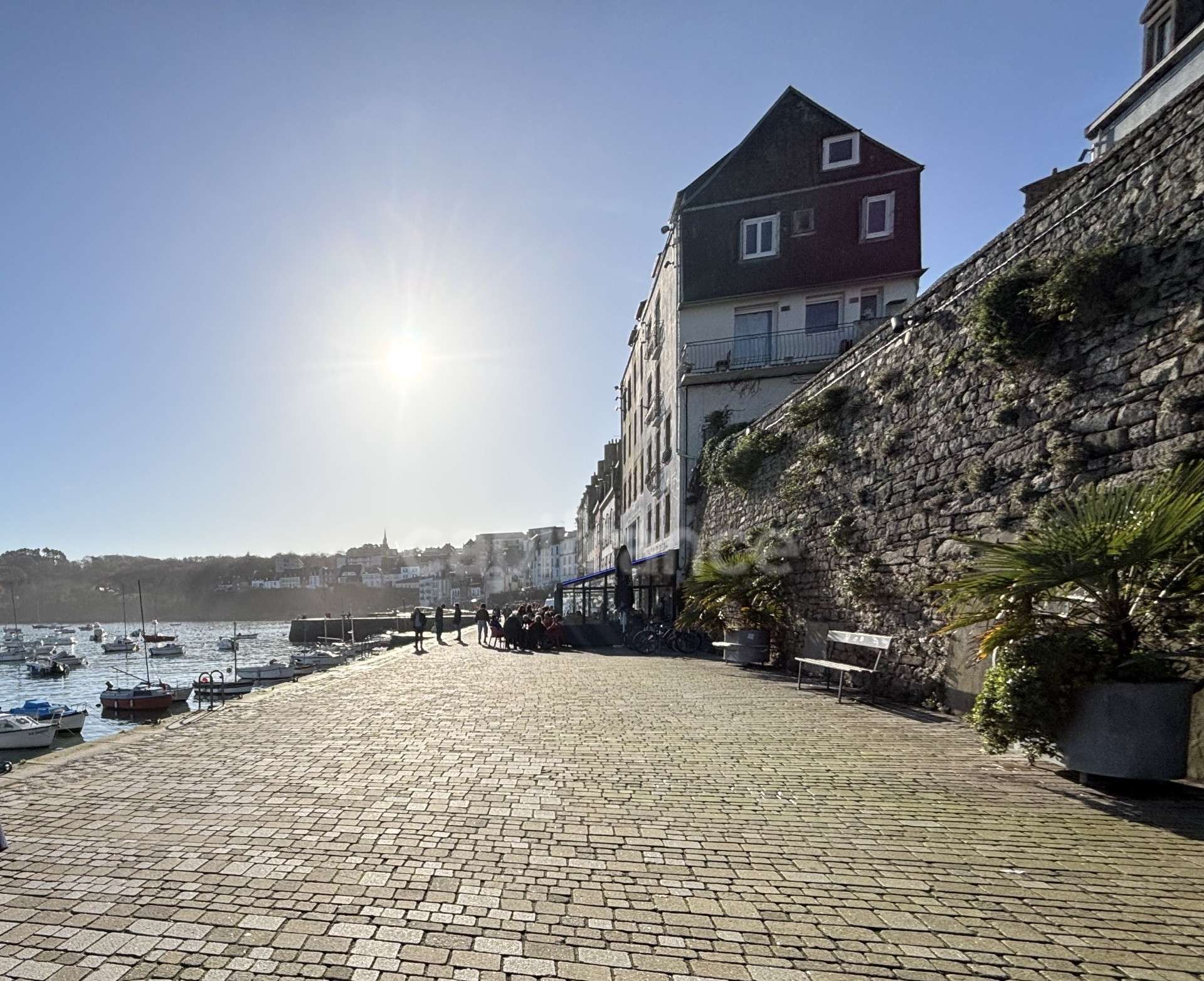 A vendre murs commerciaux de 72m² à Douarnenez 29