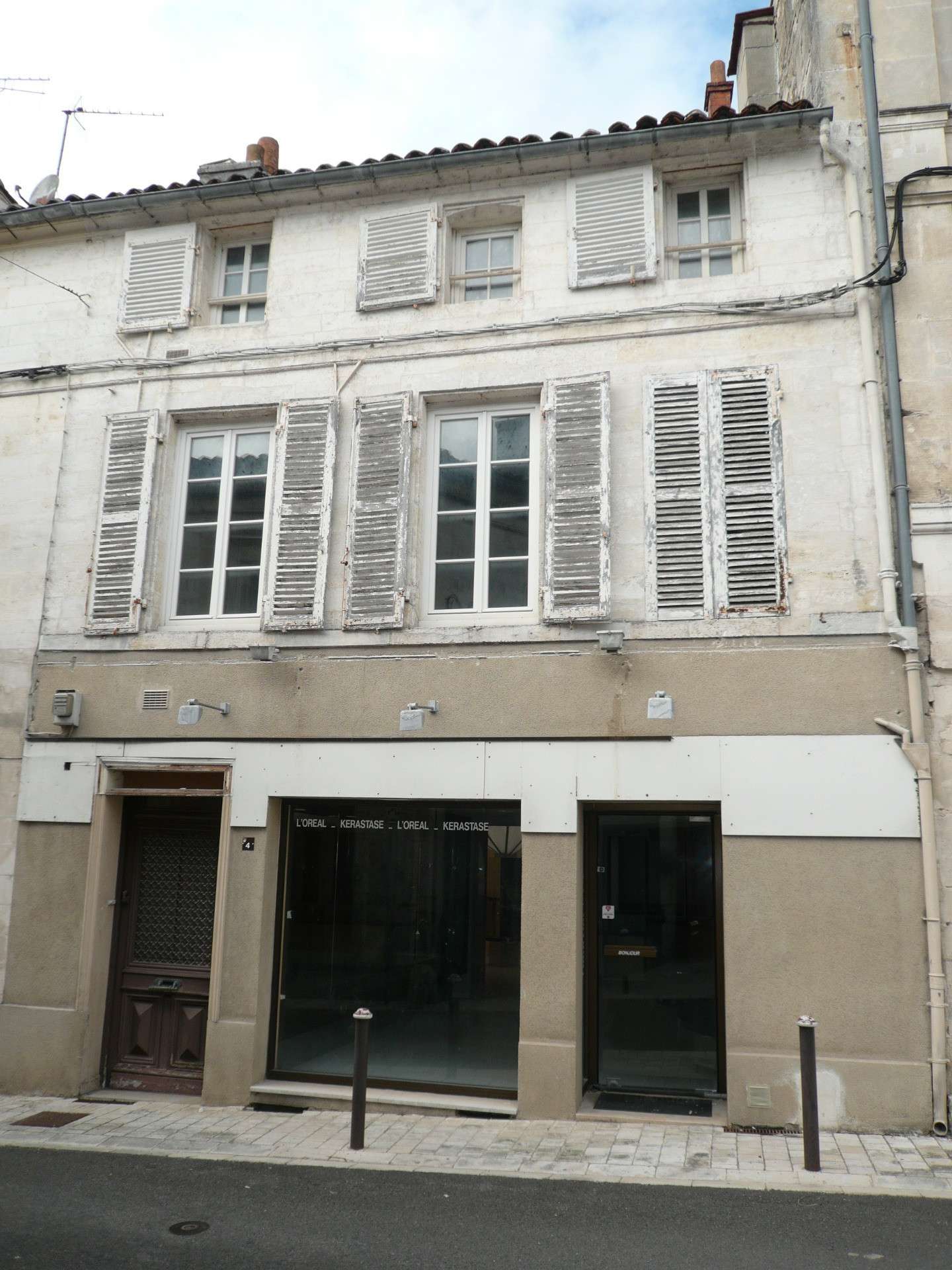A vendre local commercial rue piétonne de Cognac