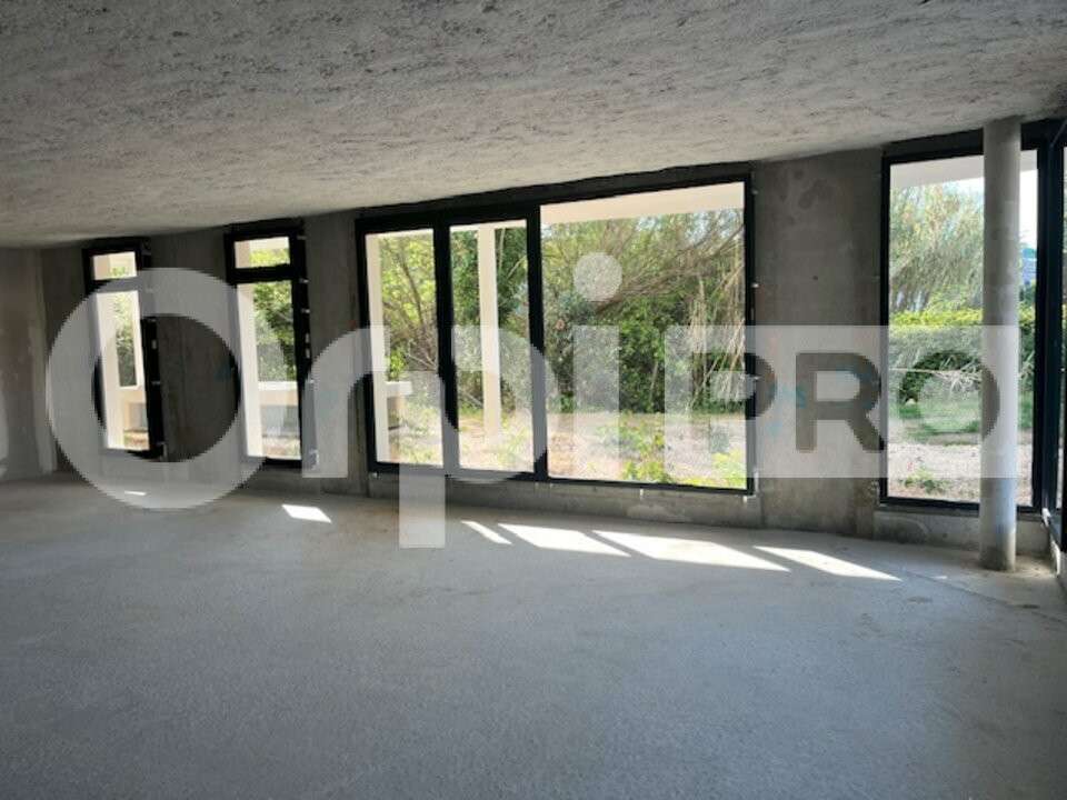 Bureaux 200m² à louer La Rochelle Canal de Rompsay