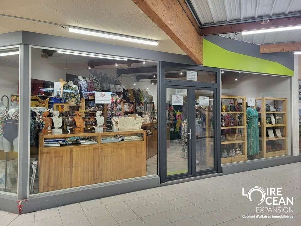 LA BERNERIE EN RETZ - LOCAL COMMERCIAL à vendre