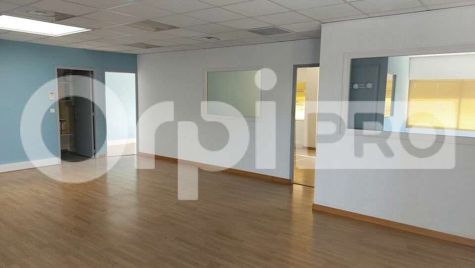Bureaux à louer stratégiquement situé à Manosque 
