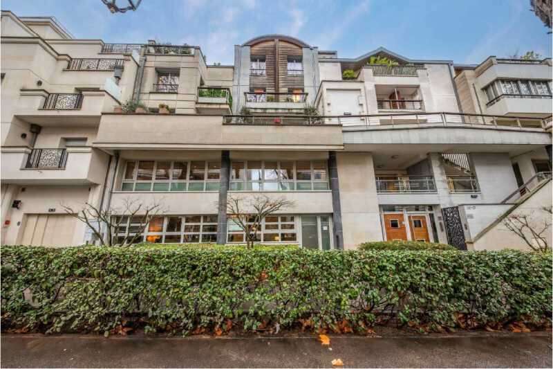 A vendre bureaux loués 100% sur l'île de La Jatte