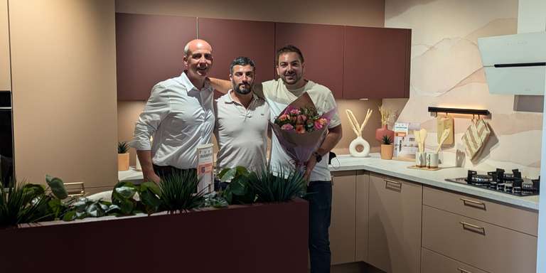 AVIVA cuisines et aménagements - 3 magasins AvivA réussissent leur lancement cet été !