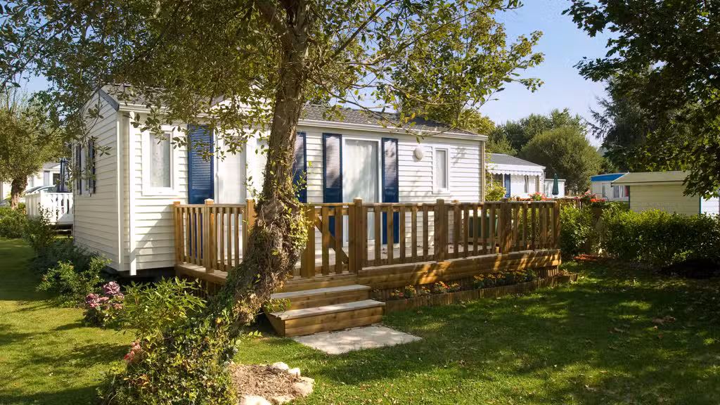 Vente camping avec vue panoramique sur la mer 29