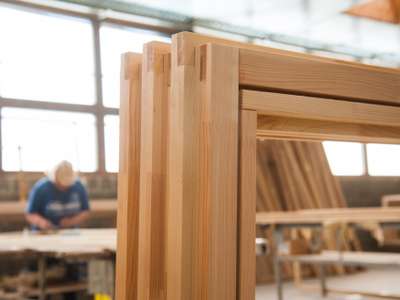 Vente menuiserie industrielle et agencement Langon