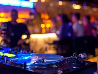 Vente murs et fonds discothèque en sarthe