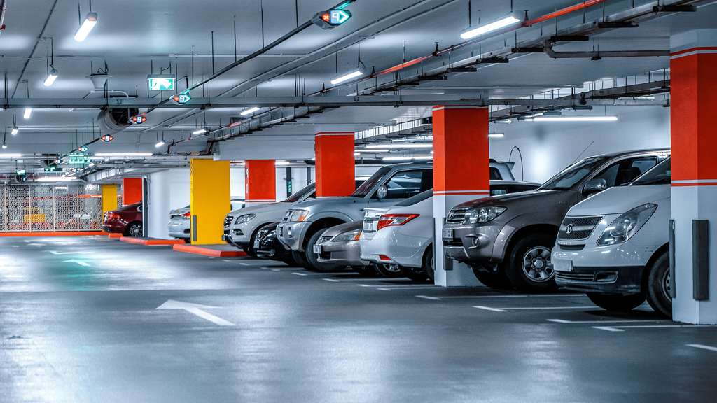 Garage / Parking à Ceyrat