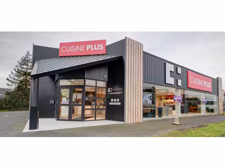 À TRIGNAC (44) : LE MAGASIN CUISINE PLUS SAINT-NAZAIRE RÉOUVRE AVEC LE NOUVEAU CONCEPT !