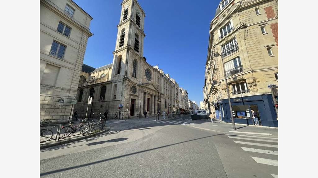 Vente café bar 55 cvts terrasse 40 cvts à Paris 5