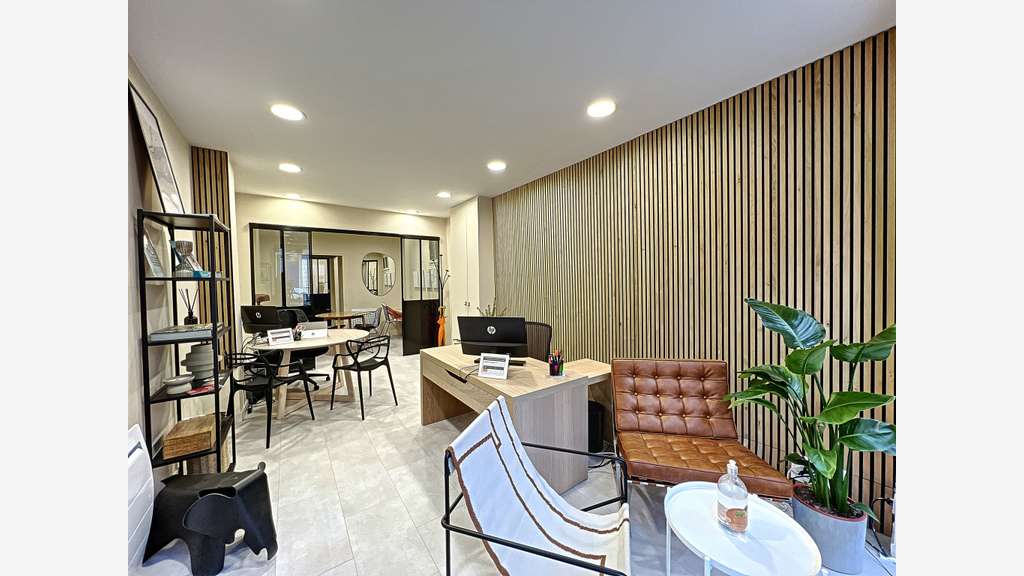 Reprise agence immobilière à Issy-les-Moulineaux
