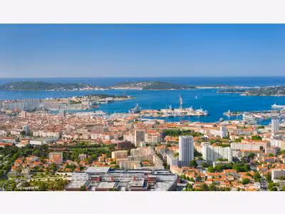 Petite agence transaction à reprendre dans le Var