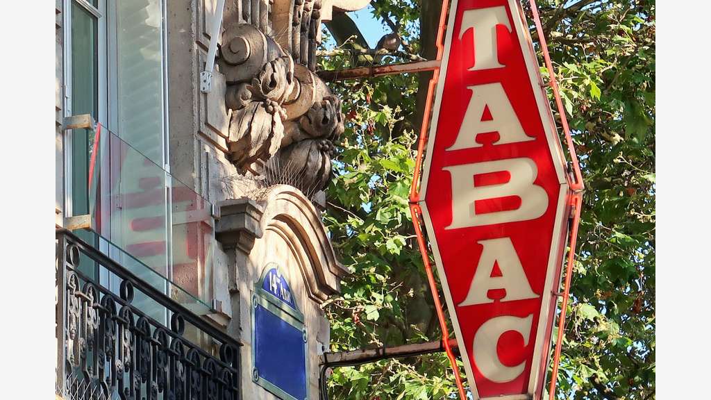 AV bar tabac FDJ PMU centre-ville avec logement 93