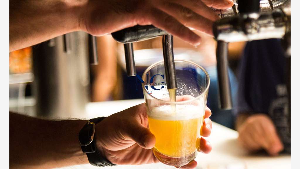 Vente restaurant bar rooftop station balnéaire 56