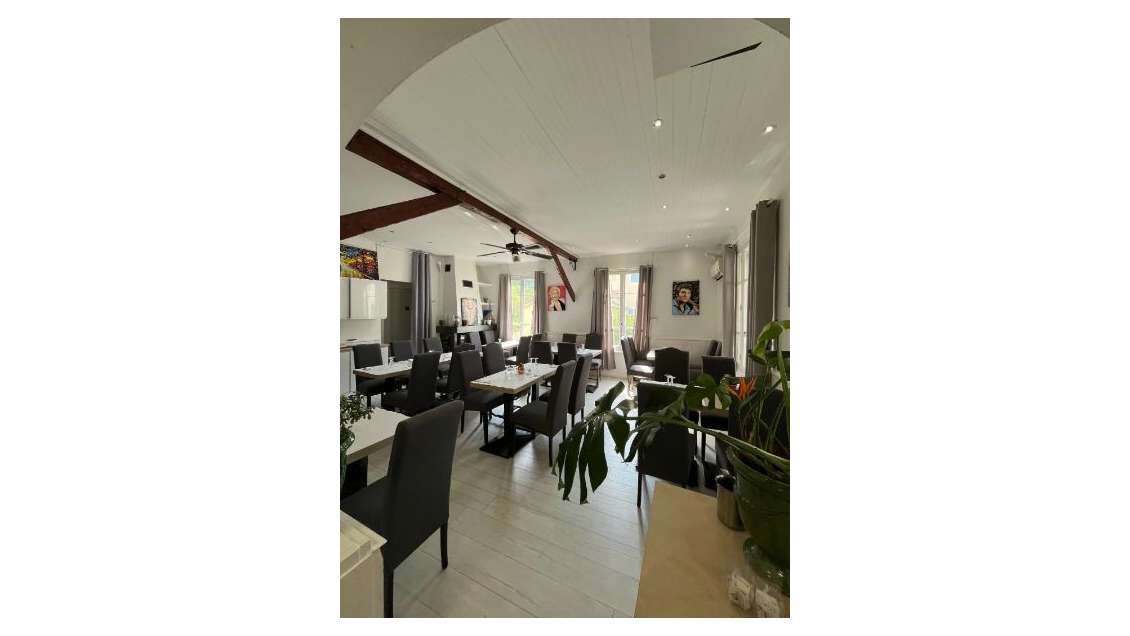 Vente bar restaurant pizzeria lic IV à Castagniers