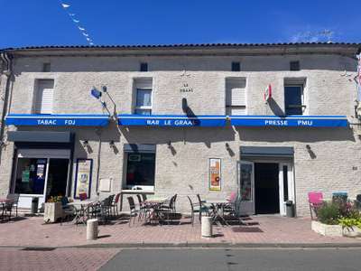 A vendre bar tabac jeux terrasse à Chevanceaux