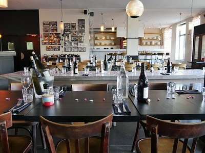 Cède brasserie licence IV face au port du Cotentin