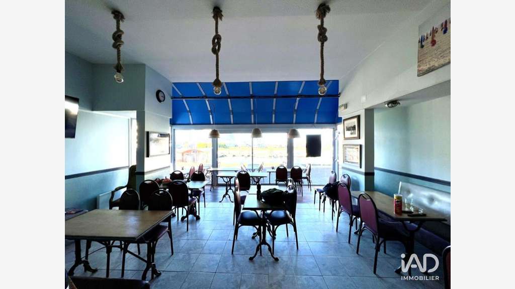 Vente bar brasserie sur la marina à Deauville