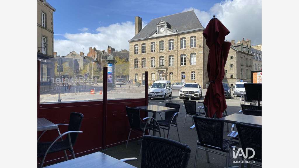 Vente bar brasserie glacier à Fougères centre