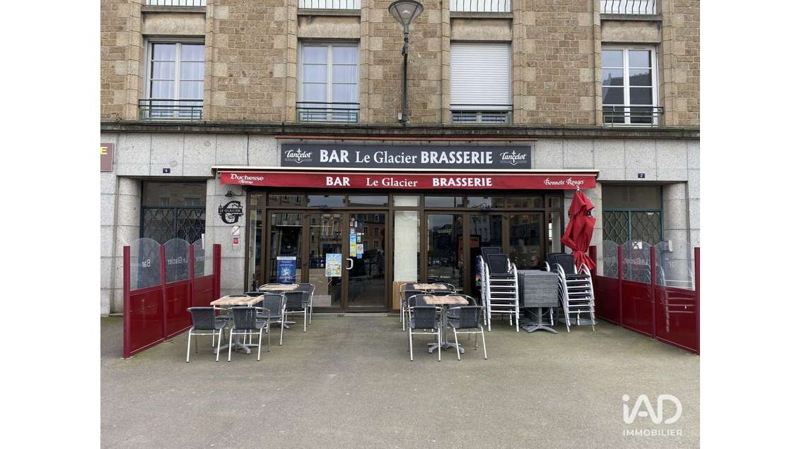 Vente bar brasserie glacier à Fougères centre