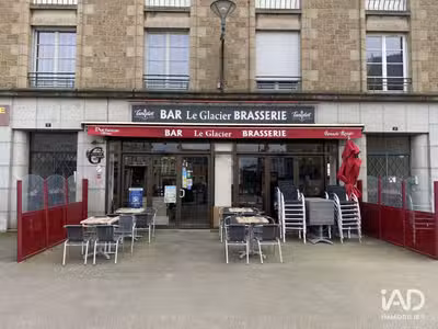 Vente bar brasserie glacier à Fougères centre