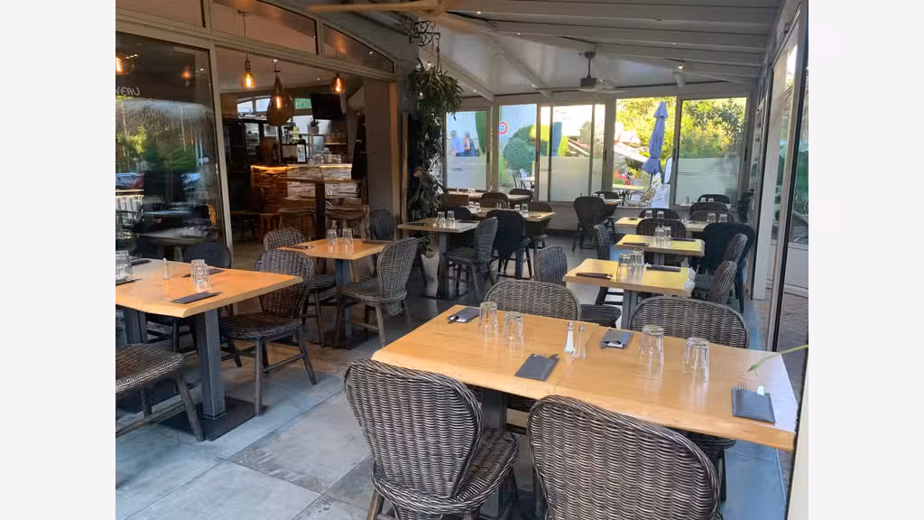 Vente fonds restaurant licence IV Gréoux Les Bains