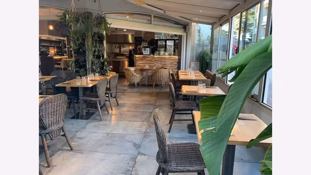 Vente fonds restaurant licence IV Gréoux Les Bains
